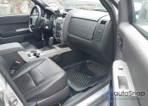 2010 Ford Escape Xlt from USA, damaged, VIN 1FMCU9DG3AKA70669